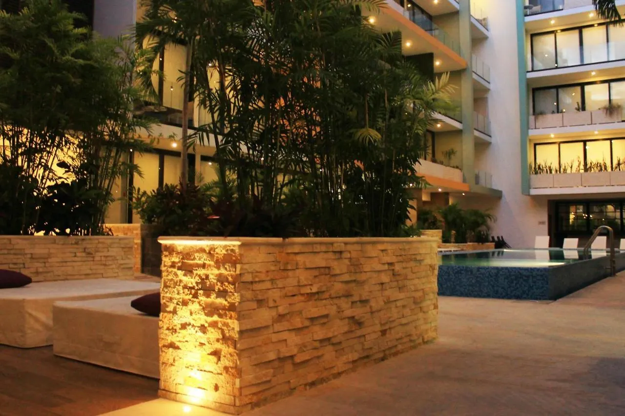 Menesse The City By Casago Playa del Carmen 0*,